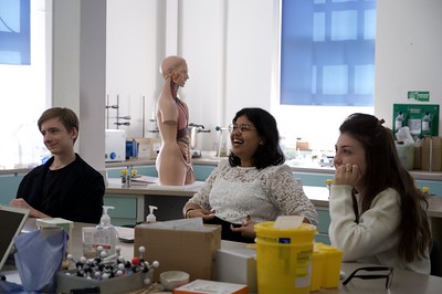 Academic Summer student in a science lab on our Get Ready for Medicine program for students age 14-17